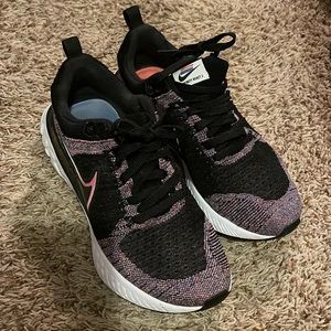 Nike Infinity React 2. Unisex. Mens size 7.5. Womens size 9